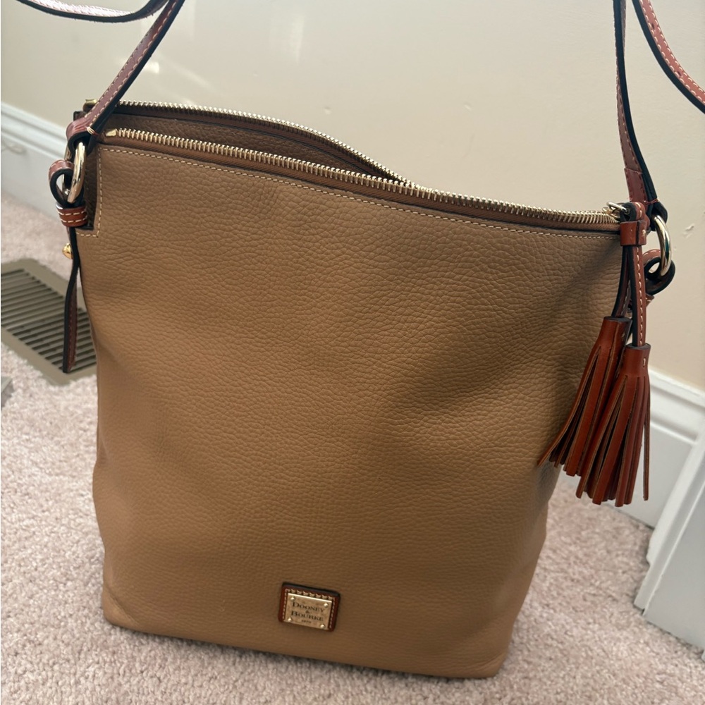 Dooney & Bourke Purse